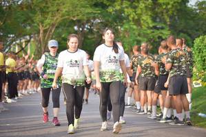 BIB: 667, 668
                            <button type="button" onclick="openModal(3750287)" class="btn btn-primary btn-sm float-right btn-popup" data-toggle="modal" data-target=".modal-high-quality">
                        <i class="fas fa-shopping-cart"></i> Add to Cart
                    </button>
                                            <button type="button" onclick="isThisMe(3750287, true)" class="btn btn-success btn-sm float-right btn-popup btn-isme hidden" data-toggle="tooltip" data-placement="bottom" title="นี่คือรูปของคุณใช่ไหม คลิกที่นี่เพื่อเอาเข้าอัลบั้ม">
                        <i class="fas fa-plus"></i> Add to album
                    </button>
                    <button type="button" onclick="isThisMe(3750287, false)" class="btn btn-warning btn-sm float-right btn-popup btn-isnotme hidden">
                        <i class="fas fa-ban"></i> Remove from album
                    </button>