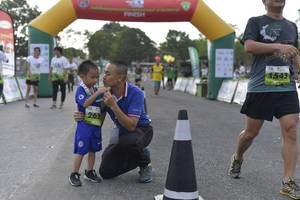 BIB: 1543
                            <button type="button" onclick="openModal(3719253)" class="btn btn-primary btn-sm float-right btn-popup" data-toggle="modal" data-target=".modal-high-quality">
                        <i class="fas fa-shopping-cart"></i> Add to Cart
                    </button>
                                            <button type="button" onclick="isThisMe(3719253, true)" class="btn btn-success btn-sm float-right btn-popup btn-isme hidden" data-toggle="tooltip" data-placement="bottom" title="นี่คือรูปของคุณใช่ไหม คลิกที่นี่เพื่อเอาเข้าอัลบั้ม">
                        <i class="fas fa-plus"></i> Add to album
                    </button>
                    <button type="button" onclick="isThisMe(3719253, false)" class="btn btn-warning btn-sm float-right btn-popup btn-isnotme hidden">
                        <i class="fas fa-ban"></i> Remove from album
                    </button>