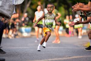 BIB: 873
                            <button type="button" onclick="openModal(3749753)" class="btn btn-primary btn-sm float-right btn-popup" data-toggle="modal" data-target=".modal-high-quality">
                        <i class="fas fa-shopping-cart"></i> Add to Cart
                    </button>
                                            <button type="button" onclick="isThisMe(3749753, true)" class="btn btn-success btn-sm float-right btn-popup btn-isme hidden" data-toggle="tooltip" data-placement="bottom" title="นี่คือรูปของคุณใช่ไหม คลิกที่นี่เพื่อเอาเข้าอัลบั้ม">
                        <i class="fas fa-plus"></i> Add to album
                    </button>
                    <button type="button" onclick="isThisMe(3749753, false)" class="btn btn-warning btn-sm float-right btn-popup btn-isnotme hidden">
                        <i class="fas fa-ban"></i> Remove from album
                    </button>