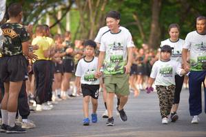 BIB: 
                            <button type="button" onclick="openModal(3750332)" class="btn btn-primary btn-sm float-right btn-popup" data-toggle="modal" data-target=".modal-high-quality">
                        <i class="fas fa-shopping-cart"></i> Add to Cart
                    </button>
                                            <button type="button" onclick="isThisMe(3750332, true)" class="btn btn-success btn-sm float-right btn-popup btn-isme hidden" data-toggle="tooltip" data-placement="bottom" title="นี่คือรูปของคุณใช่ไหม คลิกที่นี่เพื่อเอาเข้าอัลบั้ม">
                        <i class="fas fa-plus"></i> Add to album
                    </button>
                    <button type="button" onclick="isThisMe(3750332, false)" class="btn btn-warning btn-sm float-right btn-popup btn-isnotme hidden">
                        <i class="fas fa-ban"></i> Remove from album
                    </button>