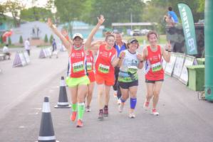 BIB: 2262, 2254, 2248
                            <button type="button" onclick="openModal(3751458)" class="btn btn-primary btn-sm float-right btn-popup" data-toggle="modal" data-target=".modal-high-quality">
                        <i class="fas fa-shopping-cart"></i> Add to Cart
                    </button>
                                            <button type="button" onclick="isThisMe(3751458, true)" class="btn btn-success btn-sm float-right btn-popup btn-isme hidden" data-toggle="tooltip" data-placement="bottom" title="นี่คือรูปของคุณใช่ไหม คลิกที่นี่เพื่อเอาเข้าอัลบั้ม">
                        <i class="fas fa-plus"></i> Add to album
                    </button>
                    <button type="button" onclick="isThisMe(3751458, false)" class="btn btn-warning btn-sm float-right btn-popup btn-isnotme hidden">
                        <i class="fas fa-ban"></i> Remove from album
                    </button>