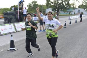 BIB: 2911, 2912
                            <button type="button" onclick="openModal(3719352)" class="btn btn-primary btn-sm float-right btn-popup" data-toggle="modal" data-target=".modal-high-quality">
                        <i class="fas fa-shopping-cart"></i> Add to Cart
                    </button>
                                            <button type="button" onclick="isThisMe(3719352, true)" class="btn btn-success btn-sm float-right btn-popup btn-isme hidden" data-toggle="tooltip" data-placement="bottom" title="นี่คือรูปของคุณใช่ไหม คลิกที่นี่เพื่อเอาเข้าอัลบั้ม">
                        <i class="fas fa-plus"></i> Add to album
                    </button>
                    <button type="button" onclick="isThisMe(3719352, false)" class="btn btn-warning btn-sm float-right btn-popup btn-isnotme hidden">
                        <i class="fas fa-ban"></i> Remove from album
                    </button>