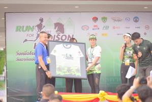 BIB: 
                            <button type="button" onclick="openModal(3751476)" class="btn btn-primary btn-sm float-right btn-popup" data-toggle="modal" data-target=".modal-high-quality">
                        <i class="fas fa-shopping-cart"></i> Add to Cart
                    </button>
                                            <button type="button" onclick="isThisMe(3751476, true)" class="btn btn-success btn-sm float-right btn-popup btn-isme hidden" data-toggle="tooltip" data-placement="bottom" title="นี่คือรูปของคุณใช่ไหม คลิกที่นี่เพื่อเอาเข้าอัลบั้ม">
                        <i class="fas fa-plus"></i> Add to album
                    </button>
                    <button type="button" onclick="isThisMe(3751476, false)" class="btn btn-warning btn-sm float-right btn-popup btn-isnotme hidden">
                        <i class="fas fa-ban"></i> Remove from album
                    </button>