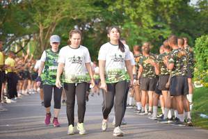 BIB: 667, 668
                            <button type="button" onclick="openModal(3750296)" class="btn btn-primary btn-sm float-right btn-popup" data-toggle="modal" data-target=".modal-high-quality">
                        <i class="fas fa-shopping-cart"></i> Add to Cart
                    </button>
                                            <button type="button" onclick="isThisMe(3750296, true)" class="btn btn-success btn-sm float-right btn-popup btn-isme hidden" data-toggle="tooltip" data-placement="bottom" title="นี่คือรูปของคุณใช่ไหม คลิกที่นี่เพื่อเอาเข้าอัลบั้ม">
                        <i class="fas fa-plus"></i> Add to album
                    </button>
                    <button type="button" onclick="isThisMe(3750296, false)" class="btn btn-warning btn-sm float-right btn-popup btn-isnotme hidden">
                        <i class="fas fa-ban"></i> Remove from album
                    </button>