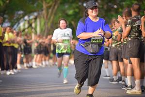 BIB: 2412
                            <button type="button" onclick="openModal(3750742)" class="btn btn-primary btn-sm float-right btn-popup" data-toggle="modal" data-target=".modal-high-quality">
                        <i class="fas fa-shopping-cart"></i> Add to Cart
                    </button>
                                            <button type="button" onclick="isThisMe(3750742, true)" class="btn btn-success btn-sm float-right btn-popup btn-isme hidden" data-toggle="tooltip" data-placement="bottom" title="นี่คือรูปของคุณใช่ไหม คลิกที่นี่เพื่อเอาเข้าอัลบั้ม">
                        <i class="fas fa-plus"></i> Add to album
                    </button>
                    <button type="button" onclick="isThisMe(3750742, false)" class="btn btn-warning btn-sm float-right btn-popup btn-isnotme hidden">
                        <i class="fas fa-ban"></i> Remove from album
                    </button>