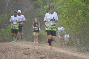 BIB: 2081
                            <button type="button" onclick="openModal(3719085)" class="btn btn-primary btn-sm float-right btn-popup" data-toggle="modal" data-target=".modal-high-quality">
                        <i class="fas fa-shopping-cart"></i> Add to Cart
                    </button>
                                            <button type="button" onclick="isThisMe(3719085, true)" class="btn btn-success btn-sm float-right btn-popup btn-isme hidden" data-toggle="tooltip" data-placement="bottom" title="นี่คือรูปของคุณใช่ไหม คลิกที่นี่เพื่อเอาเข้าอัลบั้ม">
                        <i class="fas fa-plus"></i> Add to album
                    </button>
                    <button type="button" onclick="isThisMe(3719085, false)" class="btn btn-warning btn-sm float-right btn-popup btn-isnotme hidden">
                        <i class="fas fa-ban"></i> Remove from album
                    </button>