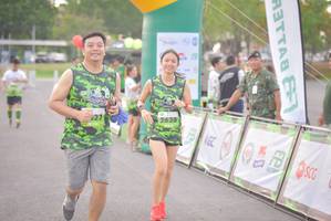 BIB: 2628
                            <button type="button" onclick="openModal(3751140)" class="btn btn-primary btn-sm float-right btn-popup" data-toggle="modal" data-target=".modal-high-quality">
                        <i class="fas fa-shopping-cart"></i> Add to Cart
                    </button>
                                            <button type="button" onclick="isThisMe(3751140, true)" class="btn btn-success btn-sm float-right btn-popup btn-isme hidden" data-toggle="tooltip" data-placement="bottom" title="นี่คือรูปของคุณใช่ไหม คลิกที่นี่เพื่อเอาเข้าอัลบั้ม">
                        <i class="fas fa-plus"></i> Add to album
                    </button>
                    <button type="button" onclick="isThisMe(3751140, false)" class="btn btn-warning btn-sm float-right btn-popup btn-isnotme hidden">
                        <i class="fas fa-ban"></i> Remove from album
                    </button>