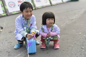 BIB: 880, 881
                            <button type="button" onclick="openModal(3719314)" class="btn btn-primary btn-sm float-right btn-popup" data-toggle="modal" data-target=".modal-high-quality">
                        <i class="fas fa-shopping-cart"></i> Add to Cart
                    </button>
                                            <button type="button" onclick="isThisMe(3719314, true)" class="btn btn-success btn-sm float-right btn-popup btn-isme hidden" data-toggle="tooltip" data-placement="bottom" title="นี่คือรูปของคุณใช่ไหม คลิกที่นี่เพื่อเอาเข้าอัลบั้ม">
                        <i class="fas fa-plus"></i> Add to album
                    </button>
                    <button type="button" onclick="isThisMe(3719314, false)" class="btn btn-warning btn-sm float-right btn-popup btn-isnotme hidden">
                        <i class="fas fa-ban"></i> Remove from album
                    </button>