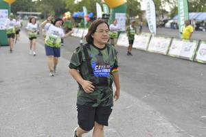 BIB: 
                            <button type="button" onclick="openModal(3719291)" class="btn btn-primary btn-sm float-right btn-popup" data-toggle="modal" data-target=".modal-high-quality">
                        <i class="fas fa-shopping-cart"></i> Add to Cart
                    </button>
                                            <button type="button" onclick="isThisMe(3719291, true)" class="btn btn-success btn-sm float-right btn-popup btn-isme hidden" data-toggle="tooltip" data-placement="bottom" title="นี่คือรูปของคุณใช่ไหม คลิกที่นี่เพื่อเอาเข้าอัลบั้ม">
                        <i class="fas fa-plus"></i> Add to album
                    </button>
                    <button type="button" onclick="isThisMe(3719291, false)" class="btn btn-warning btn-sm float-right btn-popup btn-isnotme hidden">
                        <i class="fas fa-ban"></i> Remove from album
                    </button>