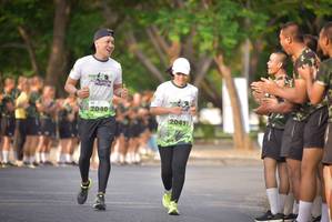 BIB: 2040, 2041
                            <button type="button" onclick="openModal(3750456)" class="btn btn-primary btn-sm float-right btn-popup" data-toggle="modal" data-target=".modal-high-quality">
                        <i class="fas fa-shopping-cart"></i> Add to Cart
                    </button>
                                            <button type="button" onclick="isThisMe(3750456, true)" class="btn btn-success btn-sm float-right btn-popup btn-isme hidden" data-toggle="tooltip" data-placement="bottom" title="นี่คือรูปของคุณใช่ไหม คลิกที่นี่เพื่อเอาเข้าอัลบั้ม">
                        <i class="fas fa-plus"></i> Add to album
                    </button>
                    <button type="button" onclick="isThisMe(3750456, false)" class="btn btn-warning btn-sm float-right btn-popup btn-isnotme hidden">
                        <i class="fas fa-ban"></i> Remove from album
                    </button>