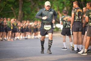 BIB: 1922
                            <button type="button" onclick="openModal(3750501)" class="btn btn-primary btn-sm float-right btn-popup" data-toggle="modal" data-target=".modal-high-quality">
                        <i class="fas fa-shopping-cart"></i> Add to Cart
                    </button>
                                            <button type="button" onclick="isThisMe(3750501, true)" class="btn btn-success btn-sm float-right btn-popup btn-isme hidden" data-toggle="tooltip" data-placement="bottom" title="นี่คือรูปของคุณใช่ไหม คลิกที่นี่เพื่อเอาเข้าอัลบั้ม">
                        <i class="fas fa-plus"></i> Add to album
                    </button>
                    <button type="button" onclick="isThisMe(3750501, false)" class="btn btn-warning btn-sm float-right btn-popup btn-isnotme hidden">
                        <i class="fas fa-ban"></i> Remove from album
                    </button>