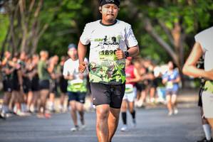 BIB: 1890, 1896
                            <button type="button" onclick="openModal(3750184)" class="btn btn-primary btn-sm float-right btn-popup" data-toggle="modal" data-target=".modal-high-quality">
                        <i class="fas fa-shopping-cart"></i> Add to Cart
                    </button>
                                            <button type="button" onclick="isThisMe(3750184, true)" class="btn btn-success btn-sm float-right btn-popup btn-isme hidden" data-toggle="tooltip" data-placement="bottom" title="นี่คือรูปของคุณใช่ไหม คลิกที่นี่เพื่อเอาเข้าอัลบั้ม">
                        <i class="fas fa-plus"></i> Add to album
                    </button>
                    <button type="button" onclick="isThisMe(3750184, false)" class="btn btn-warning btn-sm float-right btn-popup btn-isnotme hidden">
                        <i class="fas fa-ban"></i> Remove from album
                    </button>