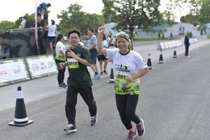 BIB: 2911
                            <button type="button" onclick="openModal(3719353)" class="btn btn-primary btn-sm float-right btn-popup" data-toggle="modal" data-target=".modal-high-quality">
                        <i class="fas fa-shopping-cart"></i> Add to Cart
                    </button>
                                            <button type="button" onclick="isThisMe(3719353, true)" class="btn btn-success btn-sm float-right btn-popup btn-isme hidden" data-toggle="tooltip" data-placement="bottom" title="นี่คือรูปของคุณใช่ไหม คลิกที่นี่เพื่อเอาเข้าอัลบั้ม">
                        <i class="fas fa-plus"></i> Add to album
                    </button>
                    <button type="button" onclick="isThisMe(3719353, false)" class="btn btn-warning btn-sm float-right btn-popup btn-isnotme hidden">
                        <i class="fas fa-ban"></i> Remove from album
                    </button>