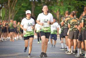 BIB: 2151, 2157
                            <button type="button" onclick="openModal(3750254)" class="btn btn-primary btn-sm float-right btn-popup" data-toggle="modal" data-target=".modal-high-quality">
                        <i class="fas fa-shopping-cart"></i> Add to Cart
                    </button>
                                            <button type="button" onclick="isThisMe(3750254, true)" class="btn btn-success btn-sm float-right btn-popup btn-isme hidden" data-toggle="tooltip" data-placement="bottom" title="นี่คือรูปของคุณใช่ไหม คลิกที่นี่เพื่อเอาเข้าอัลบั้ม">
                        <i class="fas fa-plus"></i> Add to album
                    </button>
                    <button type="button" onclick="isThisMe(3750254, false)" class="btn btn-warning btn-sm float-right btn-popup btn-isnotme hidden">
                        <i class="fas fa-ban"></i> Remove from album
                    </button>