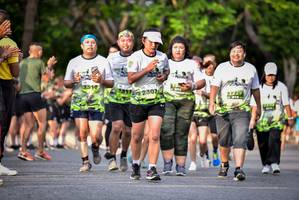 BIB: 2307
                            <button type="button" onclick="openModal(3749620)" class="btn btn-primary btn-sm float-right btn-popup" data-toggle="modal" data-target=".modal-high-quality">
                        <i class="fas fa-shopping-cart"></i> Add to Cart
                    </button>
                                            <button type="button" onclick="isThisMe(3749620, true)" class="btn btn-success btn-sm float-right btn-popup btn-isme hidden" data-toggle="tooltip" data-placement="bottom" title="นี่คือรูปของคุณใช่ไหม คลิกที่นี่เพื่อเอาเข้าอัลบั้ม">
                        <i class="fas fa-plus"></i> Add to album
                    </button>
                    <button type="button" onclick="isThisMe(3749620, false)" class="btn btn-warning btn-sm float-right btn-popup btn-isnotme hidden">
                        <i class="fas fa-ban"></i> Remove from album
                    </button>