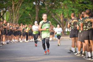 BIB: 2295
                            <button type="button" onclick="openModal(3750389)" class="btn btn-primary btn-sm float-right btn-popup" data-toggle="modal" data-target=".modal-high-quality">
                        <i class="fas fa-shopping-cart"></i> Add to Cart
                    </button>
                                            <button type="button" onclick="isThisMe(3750389, true)" class="btn btn-success btn-sm float-right btn-popup btn-isme hidden" data-toggle="tooltip" data-placement="bottom" title="นี่คือรูปของคุณใช่ไหม คลิกที่นี่เพื่อเอาเข้าอัลบั้ม">
                        <i class="fas fa-plus"></i> Add to album
                    </button>
                    <button type="button" onclick="isThisMe(3750389, false)" class="btn btn-warning btn-sm float-right btn-popup btn-isnotme hidden">
                        <i class="fas fa-ban"></i> Remove from album
                    </button>