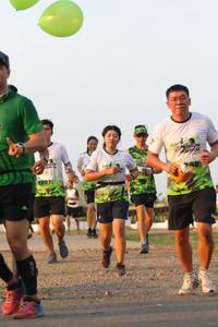 BIB: 190
                            <button type="button" onclick="openModal(3707374)" class="btn btn-primary btn-sm float-right btn-popup" data-toggle="modal" data-target=".modal-high-quality">
                        <i class="fas fa-shopping-cart"></i> Add to Cart
                    </button>
                                            <button type="button" onclick="isThisMe(3707374, true)" class="btn btn-success btn-sm float-right btn-popup btn-isme hidden" data-toggle="tooltip" data-placement="bottom" title="นี่คือรูปของคุณใช่ไหม คลิกที่นี่เพื่อเอาเข้าอัลบั้ม">
                        <i class="fas fa-plus"></i> Add to album
                    </button>
                    <button type="button" onclick="isThisMe(3707374, false)" class="btn btn-warning btn-sm float-right btn-popup btn-isnotme hidden">
                        <i class="fas fa-ban"></i> Remove from album
                    </button>