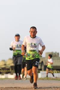 BIB: 2096
                            <button type="button" onclick="openModal(3707238)" class="btn btn-primary btn-sm float-right btn-popup" data-toggle="modal" data-target=".modal-high-quality">
                        <i class="fas fa-shopping-cart"></i> Add to Cart
                    </button>
                                            <button type="button" onclick="isThisMe(3707238, true)" class="btn btn-success btn-sm float-right btn-popup btn-isme hidden" data-toggle="tooltip" data-placement="bottom" title="นี่คือรูปของคุณใช่ไหม คลิกที่นี่เพื่อเอาเข้าอัลบั้ม">
                        <i class="fas fa-plus"></i> Add to album
                    </button>
                    <button type="button" onclick="isThisMe(3707238, false)" class="btn btn-warning btn-sm float-right btn-popup btn-isnotme hidden">
                        <i class="fas fa-ban"></i> Remove from album
                    </button>