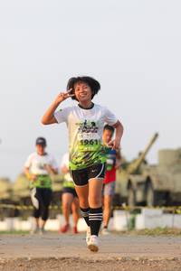 BIB: 1961
                            <button type="button" onclick="openModal(3707277)" class="btn btn-primary btn-sm float-right btn-popup" data-toggle="modal" data-target=".modal-high-quality">
                        <i class="fas fa-shopping-cart"></i> Add to Cart
                    </button>
                                            <button type="button" onclick="isThisMe(3707277, true)" class="btn btn-success btn-sm float-right btn-popup btn-isme hidden" data-toggle="tooltip" data-placement="bottom" title="นี่คือรูปของคุณใช่ไหม คลิกที่นี่เพื่อเอาเข้าอัลบั้ม">
                        <i class="fas fa-plus"></i> Add to album
                    </button>
                    <button type="button" onclick="isThisMe(3707277, false)" class="btn btn-warning btn-sm float-right btn-popup btn-isnotme hidden">
                        <i class="fas fa-ban"></i> Remove from album
                    </button>