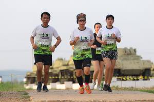 BIB: 2001
                            <button type="button" onclick="openModal(3707676)" class="btn btn-primary btn-sm float-right btn-popup" data-toggle="modal" data-target=".modal-high-quality">
                        <i class="fas fa-shopping-cart"></i> Add to Cart
                    </button>
                                            <button type="button" onclick="isThisMe(3707676, true)" class="btn btn-success btn-sm float-right btn-popup btn-isme hidden" data-toggle="tooltip" data-placement="bottom" title="นี่คือรูปของคุณใช่ไหม คลิกที่นี่เพื่อเอาเข้าอัลบั้ม">
                        <i class="fas fa-plus"></i> Add to album
                    </button>
                    <button type="button" onclick="isThisMe(3707676, false)" class="btn btn-warning btn-sm float-right btn-popup btn-isnotme hidden">
                        <i class="fas fa-ban"></i> Remove from album
                    </button>