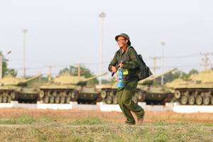 BIB: 
                            <button type="button" onclick="openModal(3708647)" class="btn btn-primary btn-sm float-right btn-popup" data-toggle="modal" data-target=".modal-high-quality">
                        <i class="fas fa-shopping-cart"></i> Add to Cart
                    </button>
                                            <button type="button" onclick="isThisMe(3708647, true)" class="btn btn-success btn-sm float-right btn-popup btn-isme hidden" data-toggle="tooltip" data-placement="bottom" title="นี่คือรูปของคุณใช่ไหม คลิกที่นี่เพื่อเอาเข้าอัลบั้ม">
                        <i class="fas fa-plus"></i> Add to album
                    </button>
                    <button type="button" onclick="isThisMe(3708647, false)" class="btn btn-warning btn-sm float-right btn-popup btn-isnotme hidden">
                        <i class="fas fa-ban"></i> Remove from album
                    </button>