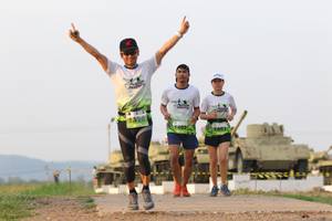 BIB: 1402, 3403
                            <button type="button" onclick="openModal(3707637)" class="btn btn-primary btn-sm float-right btn-popup" data-toggle="modal" data-target=".modal-high-quality">
                        <i class="fas fa-shopping-cart"></i> Add to Cart
                    </button>
                                            <button type="button" onclick="isThisMe(3707637, true)" class="btn btn-success btn-sm float-right btn-popup btn-isme hidden" data-toggle="tooltip" data-placement="bottom" title="นี่คือรูปของคุณใช่ไหม คลิกที่นี่เพื่อเอาเข้าอัลบั้ม">
                        <i class="fas fa-plus"></i> Add to album
                    </button>
                    <button type="button" onclick="isThisMe(3707637, false)" class="btn btn-warning btn-sm float-right btn-popup btn-isnotme hidden">
                        <i class="fas fa-ban"></i> Remove from album
                    </button>