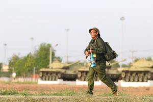 BIB: 
                            <button type="button" onclick="openModal(3708653)" class="btn btn-primary btn-sm float-right btn-popup" data-toggle="modal" data-target=".modal-high-quality">
                        <i class="fas fa-shopping-cart"></i> Add to Cart
                    </button>
                                            <button type="button" onclick="isThisMe(3708653, true)" class="btn btn-success btn-sm float-right btn-popup btn-isme hidden" data-toggle="tooltip" data-placement="bottom" title="นี่คือรูปของคุณใช่ไหม คลิกที่นี่เพื่อเอาเข้าอัลบั้ม">
                        <i class="fas fa-plus"></i> Add to album
                    </button>
                    <button type="button" onclick="isThisMe(3708653, false)" class="btn btn-warning btn-sm float-right btn-popup btn-isnotme hidden">
                        <i class="fas fa-ban"></i> Remove from album
                    </button>