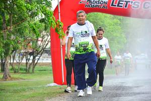 BIB: 295
                            <button type="button" onclick="openModal(3725064)" class="btn btn-primary btn-sm float-right btn-popup" data-toggle="modal" data-target=".modal-high-quality">
                        <i class="fas fa-shopping-cart"></i> Add to Cart
                    </button>
                                            <button type="button" onclick="isThisMe(3725064, true)" class="btn btn-success btn-sm float-right btn-popup btn-isme hidden" data-toggle="tooltip" data-placement="bottom" title="นี่คือรูปของคุณใช่ไหม คลิกที่นี่เพื่อเอาเข้าอัลบั้ม">
                        <i class="fas fa-plus"></i> Add to album
                    </button>
                    <button type="button" onclick="isThisMe(3725064, false)" class="btn btn-warning btn-sm float-right btn-popup btn-isnotme hidden">
                        <i class="fas fa-ban"></i> Remove from album
                    </button>