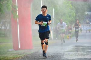 BIB: 130
                            <button type="button" onclick="openModal(3680325)" class="btn btn-primary btn-sm float-right btn-popup" data-toggle="modal" data-target=".modal-high-quality">
                        <i class="fas fa-shopping-cart"></i> Add to Cart
                    </button>
                                            <button type="button" onclick="isThisMe(3680325, true)" class="btn btn-success btn-sm float-right btn-popup btn-isme hidden" data-toggle="tooltip" data-placement="bottom" title="นี่คือรูปของคุณใช่ไหม คลิกที่นี่เพื่อเอาเข้าอัลบั้ม">
                        <i class="fas fa-plus"></i> Add to album
                    </button>
                    <button type="button" onclick="isThisMe(3680325, false)" class="btn btn-warning btn-sm float-right btn-popup btn-isnotme hidden">
                        <i class="fas fa-ban"></i> Remove from album
                    </button>