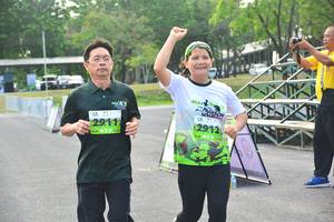 BIB: 291, 2912
                            <button type="button" onclick="openModal(3732126)" class="btn btn-primary btn-sm float-right btn-popup" data-toggle="modal" data-target=".modal-high-quality">
                        <i class="fas fa-shopping-cart"></i> Add to Cart
                    </button>
                                            <button type="button" onclick="isThisMe(3732126, true)" class="btn btn-success btn-sm float-right btn-popup btn-isme hidden" data-toggle="tooltip" data-placement="bottom" title="นี่คือรูปของคุณใช่ไหม คลิกที่นี่เพื่อเอาเข้าอัลบั้ม">
                        <i class="fas fa-plus"></i> Add to album
                    </button>
                    <button type="button" onclick="isThisMe(3732126, false)" class="btn btn-warning btn-sm float-right btn-popup btn-isnotme hidden">
                        <i class="fas fa-ban"></i> Remove from album
                    </button>