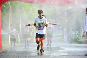 BIB: 317
                            <button type="button" onclick="openModal(3718496)" class="btn btn-primary btn-sm float-right btn-popup" data-toggle="modal" data-target=".modal-high-quality">
                        <i class="fas fa-shopping-cart"></i> Add to Cart
                    </button>
                                            <button type="button" onclick="isThisMe(3718496, true)" class="btn btn-success btn-sm float-right btn-popup btn-isme hidden" data-toggle="tooltip" data-placement="bottom" title="นี่คือรูปของคุณใช่ไหม คลิกที่นี่เพื่อเอาเข้าอัลบั้ม">
                        <i class="fas fa-plus"></i> Add to album
                    </button>
                    <button type="button" onclick="isThisMe(3718496, false)" class="btn btn-warning btn-sm float-right btn-popup btn-isnotme hidden">
                        <i class="fas fa-ban"></i> Remove from album
                    </button>