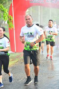 BIB: 464
                            <button type="button" onclick="openModal(3733434)" class="btn btn-primary btn-sm float-right btn-popup" data-toggle="modal" data-target=".modal-high-quality">
                        <i class="fas fa-shopping-cart"></i> Add to Cart
                    </button>
                                            <button type="button" onclick="isThisMe(3733434, true)" class="btn btn-success btn-sm float-right btn-popup btn-isme hidden" data-toggle="tooltip" data-placement="bottom" title="นี่คือรูปของคุณใช่ไหม คลิกที่นี่เพื่อเอาเข้าอัลบั้ม">
                        <i class="fas fa-plus"></i> Add to album
                    </button>
                    <button type="button" onclick="isThisMe(3733434, false)" class="btn btn-warning btn-sm float-right btn-popup btn-isnotme hidden">
                        <i class="fas fa-ban"></i> Remove from album
                    </button>