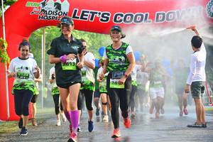 BIB: 2613
                            <button type="button" onclick="openModal(3768357)" class="btn btn-primary btn-sm float-right btn-popup" data-toggle="modal" data-target=".modal-high-quality">
                        <i class="fas fa-shopping-cart"></i> Add to Cart
                    </button>
                                            <button type="button" onclick="isThisMe(3768357, true)" class="btn btn-success btn-sm float-right btn-popup btn-isme hidden" data-toggle="tooltip" data-placement="bottom" title="นี่คือรูปของคุณใช่ไหม คลิกที่นี่เพื่อเอาเข้าอัลบั้ม">
                        <i class="fas fa-plus"></i> Add to album
                    </button>
                    <button type="button" onclick="isThisMe(3768357, false)" class="btn btn-warning btn-sm float-right btn-popup btn-isnotme hidden">
                        <i class="fas fa-ban"></i> Remove from album
                    </button>