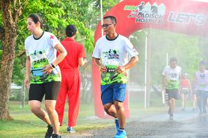 BIB: 1060, 2446
                            <button type="button" onclick="openModal(3732476)" class="btn btn-primary btn-sm float-right btn-popup" data-toggle="modal" data-target=".modal-high-quality">
                        <i class="fas fa-shopping-cart"></i> Add to Cart
                    </button>
                                            <button type="button" onclick="isThisMe(3732476, true)" class="btn btn-success btn-sm float-right btn-popup btn-isme hidden" data-toggle="tooltip" data-placement="bottom" title="นี่คือรูปของคุณใช่ไหม คลิกที่นี่เพื่อเอาเข้าอัลบั้ม">
                        <i class="fas fa-plus"></i> Add to album
                    </button>
                    <button type="button" onclick="isThisMe(3732476, false)" class="btn btn-warning btn-sm float-right btn-popup btn-isnotme hidden">
                        <i class="fas fa-ban"></i> Remove from album
                    </button>