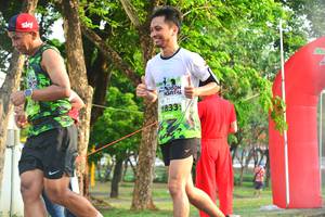 BIB: 1833
                            <button type="button" onclick="openModal(3733040)" class="btn btn-primary btn-sm float-right btn-popup" data-toggle="modal" data-target=".modal-high-quality">
                        <i class="fas fa-shopping-cart"></i> Add to Cart
                    </button>
                                            <button type="button" onclick="isThisMe(3733040, true)" class="btn btn-success btn-sm float-right btn-popup btn-isme hidden" data-toggle="tooltip" data-placement="bottom" title="นี่คือรูปของคุณใช่ไหม คลิกที่นี่เพื่อเอาเข้าอัลบั้ม">
                        <i class="fas fa-plus"></i> Add to album
                    </button>
                    <button type="button" onclick="isThisMe(3733040, false)" class="btn btn-warning btn-sm float-right btn-popup btn-isnotme hidden">
                        <i class="fas fa-ban"></i> Remove from album
                    </button>