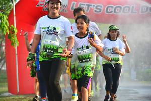 BIB: 1096, 144
                            <button type="button" onclick="openModal(3763576)" class="btn btn-primary btn-sm float-right btn-popup" data-toggle="modal" data-target=".modal-high-quality">
                        <i class="fas fa-shopping-cart"></i> Add to Cart
                    </button>
                                            <button type="button" onclick="isThisMe(3763576, true)" class="btn btn-success btn-sm float-right btn-popup btn-isme hidden" data-toggle="tooltip" data-placement="bottom" title="นี่คือรูปของคุณใช่ไหม คลิกที่นี่เพื่อเอาเข้าอัลบั้ม">
                        <i class="fas fa-plus"></i> Add to album
                    </button>
                    <button type="button" onclick="isThisMe(3763576, false)" class="btn btn-warning btn-sm float-right btn-popup btn-isnotme hidden">
                        <i class="fas fa-ban"></i> Remove from album
                    </button>