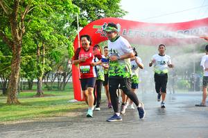 BIB: 
                            <button type="button" onclick="openModal(3754530)" class="btn btn-primary btn-sm float-right btn-popup" data-toggle="modal" data-target=".modal-high-quality">
                        <i class="fas fa-shopping-cart"></i> Add to Cart
                    </button>
                                            <button type="button" onclick="isThisMe(3754530, true)" class="btn btn-success btn-sm float-right btn-popup btn-isme hidden" data-toggle="tooltip" data-placement="bottom" title="นี่คือรูปของคุณใช่ไหม คลิกที่นี่เพื่อเอาเข้าอัลบั้ม">
                        <i class="fas fa-plus"></i> Add to album
                    </button>
                    <button type="button" onclick="isThisMe(3754530, false)" class="btn btn-warning btn-sm float-right btn-popup btn-isnotme hidden">
                        <i class="fas fa-ban"></i> Remove from album
                    </button>