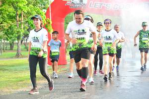 BIB: 428, 1323, 2010, 2426
                            <button type="button" onclick="openModal(3745235)" class="btn btn-primary btn-sm float-right btn-popup" data-toggle="modal" data-target=".modal-high-quality">
                        <i class="fas fa-shopping-cart"></i> Add to Cart
                    </button>
                                            <button type="button" onclick="isThisMe(3745235, true)" class="btn btn-success btn-sm float-right btn-popup btn-isme hidden" data-toggle="tooltip" data-placement="bottom" title="นี่คือรูปของคุณใช่ไหม คลิกที่นี่เพื่อเอาเข้าอัลบั้ม">
                        <i class="fas fa-plus"></i> Add to album
                    </button>
                    <button type="button" onclick="isThisMe(3745235, false)" class="btn btn-warning btn-sm float-right btn-popup btn-isnotme hidden">
                        <i class="fas fa-ban"></i> Remove from album
                    </button>