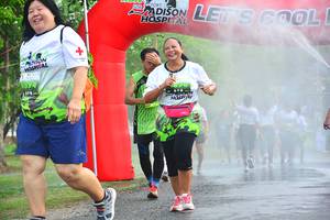 BIB: 890, 894
                            <button type="button" onclick="openModal(3719885)" class="btn btn-primary btn-sm float-right btn-popup" data-toggle="modal" data-target=".modal-high-quality">
                        <i class="fas fa-shopping-cart"></i> Add to Cart
                    </button>
                                            <button type="button" onclick="isThisMe(3719885, true)" class="btn btn-success btn-sm float-right btn-popup btn-isme hidden" data-toggle="tooltip" data-placement="bottom" title="นี่คือรูปของคุณใช่ไหม คลิกที่นี่เพื่อเอาเข้าอัลบั้ม">
                        <i class="fas fa-plus"></i> Add to album
                    </button>
                    <button type="button" onclick="isThisMe(3719885, false)" class="btn btn-warning btn-sm float-right btn-popup btn-isnotme hidden">
                        <i class="fas fa-ban"></i> Remove from album
                    </button>