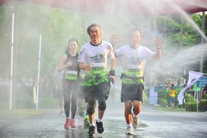 BIB: 1756, 1773
                            <button type="button" onclick="openModal(3697736)" class="btn btn-primary btn-sm float-right btn-popup" data-toggle="modal" data-target=".modal-high-quality">
                        <i class="fas fa-shopping-cart"></i> Add to Cart
                    </button>
                                            <button type="button" onclick="isThisMe(3697736, true)" class="btn btn-success btn-sm float-right btn-popup btn-isme hidden" data-toggle="tooltip" data-placement="bottom" title="นี่คือรูปของคุณใช่ไหม คลิกที่นี่เพื่อเอาเข้าอัลบั้ม">
                        <i class="fas fa-plus"></i> Add to album
                    </button>
                    <button type="button" onclick="isThisMe(3697736, false)" class="btn btn-warning btn-sm float-right btn-popup btn-isnotme hidden">
                        <i class="fas fa-ban"></i> Remove from album
                    </button>