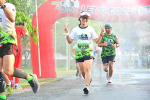 BIB: 9088
                            <button type="button" onclick="openModal(3730505)" class="btn btn-primary btn-sm float-right btn-popup" data-toggle="modal" data-target=".modal-high-quality">
                        <i class="fas fa-shopping-cart"></i> Add to Cart
                    </button>
                                            <button type="button" onclick="isThisMe(3730505, true)" class="btn btn-success btn-sm float-right btn-popup btn-isme hidden" data-toggle="tooltip" data-placement="bottom" title="นี่คือรูปของคุณใช่ไหม คลิกที่นี่เพื่อเอาเข้าอัลบั้ม">
                        <i class="fas fa-plus"></i> Add to album
                    </button>
                    <button type="button" onclick="isThisMe(3730505, false)" class="btn btn-warning btn-sm float-right btn-popup btn-isnotme hidden">
                        <i class="fas fa-ban"></i> Remove from album
                    </button>