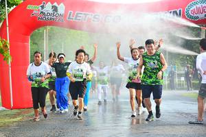 BIB: 
                            <button type="button" onclick="openModal(3744569)" class="btn btn-primary btn-sm float-right btn-popup" data-toggle="modal" data-target=".modal-high-quality">
                        <i class="fas fa-shopping-cart"></i> Add to Cart
                    </button>
                                            <button type="button" onclick="isThisMe(3744569, true)" class="btn btn-success btn-sm float-right btn-popup btn-isme hidden" data-toggle="tooltip" data-placement="bottom" title="นี่คือรูปของคุณใช่ไหม คลิกที่นี่เพื่อเอาเข้าอัลบั้ม">
                        <i class="fas fa-plus"></i> Add to album
                    </button>
                    <button type="button" onclick="isThisMe(3744569, false)" class="btn btn-warning btn-sm float-right btn-popup btn-isnotme hidden">
                        <i class="fas fa-ban"></i> Remove from album
                    </button>