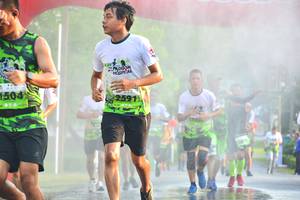 BIB: 504, 2591
                            <button type="button" onclick="openModal(3717251)" class="btn btn-primary btn-sm float-right btn-popup" data-toggle="modal" data-target=".modal-high-quality">
                        <i class="fas fa-shopping-cart"></i> Add to Cart
                    </button>
                                            <button type="button" onclick="isThisMe(3717251, true)" class="btn btn-success btn-sm float-right btn-popup btn-isme hidden" data-toggle="tooltip" data-placement="bottom" title="นี่คือรูปของคุณใช่ไหม คลิกที่นี่เพื่อเอาเข้าอัลบั้ม">
                        <i class="fas fa-plus"></i> Add to album
                    </button>
                    <button type="button" onclick="isThisMe(3717251, false)" class="btn btn-warning btn-sm float-right btn-popup btn-isnotme hidden">
                        <i class="fas fa-ban"></i> Remove from album
                    </button>