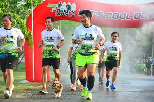 BIB: 898, 1960, 
                            <button type="button" onclick="openModal(3752449)" class="btn btn-primary btn-sm float-right btn-popup" data-toggle="modal" data-target=".modal-high-quality">
                        <i class="fas fa-shopping-cart"></i> Add to Cart
                    </button>
                                            <button type="button" onclick="isThisMe(3752449, true)" class="btn btn-success btn-sm float-right btn-popup btn-isme hidden" data-toggle="tooltip" data-placement="bottom" title="นี่คือรูปของคุณใช่ไหม คลิกที่นี่เพื่อเอาเข้าอัลบั้ม">
                        <i class="fas fa-plus"></i> Add to album
                    </button>
                    <button type="button" onclick="isThisMe(3752449, false)" class="btn btn-warning btn-sm float-right btn-popup btn-isnotme hidden">
                        <i class="fas fa-ban"></i> Remove from album
                    </button>