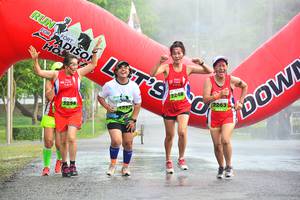 BIB: 2254, 2248, 2263
                            <button type="button" onclick="openModal(3732016)" class="btn btn-primary btn-sm float-right btn-popup" data-toggle="modal" data-target=".modal-high-quality">
                        <i class="fas fa-shopping-cart"></i> Add to Cart
                    </button>
                                            <button type="button" onclick="isThisMe(3732016, true)" class="btn btn-success btn-sm float-right btn-popup btn-isme hidden" data-toggle="tooltip" data-placement="bottom" title="นี่คือรูปของคุณใช่ไหม คลิกที่นี่เพื่อเอาเข้าอัลบั้ม">
                        <i class="fas fa-plus"></i> Add to album
                    </button>
                    <button type="button" onclick="isThisMe(3732016, false)" class="btn btn-warning btn-sm float-right btn-popup btn-isnotme hidden">
                        <i class="fas fa-ban"></i> Remove from album
                    </button>