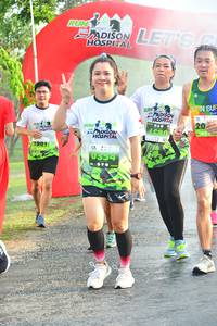 BIB: 1901, 9254
                            <button type="button" onclick="openModal(3737985)" class="btn btn-primary btn-sm float-right btn-popup" data-toggle="modal" data-target=".modal-high-quality">
                        <i class="fas fa-shopping-cart"></i> Add to Cart
                    </button>
                                            <button type="button" onclick="isThisMe(3737985, true)" class="btn btn-success btn-sm float-right btn-popup btn-isme hidden" data-toggle="tooltip" data-placement="bottom" title="นี่คือรูปของคุณใช่ไหม คลิกที่นี่เพื่อเอาเข้าอัลบั้ม">
                        <i class="fas fa-plus"></i> Add to album
                    </button>
                    <button type="button" onclick="isThisMe(3737985, false)" class="btn btn-warning btn-sm float-right btn-popup btn-isnotme hidden">
                        <i class="fas fa-ban"></i> Remove from album
                    </button>