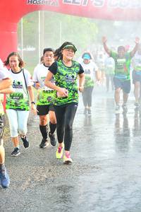 BIB: 1420
                            <button type="button" onclick="openModal(3734483)" class="btn btn-primary btn-sm float-right btn-popup" data-toggle="modal" data-target=".modal-high-quality">
                        <i class="fas fa-shopping-cart"></i> Add to Cart
                    </button>
                                            <button type="button" onclick="isThisMe(3734483, true)" class="btn btn-success btn-sm float-right btn-popup btn-isme hidden" data-toggle="tooltip" data-placement="bottom" title="นี่คือรูปของคุณใช่ไหม คลิกที่นี่เพื่อเอาเข้าอัลบั้ม">
                        <i class="fas fa-plus"></i> Add to album
                    </button>
                    <button type="button" onclick="isThisMe(3734483, false)" class="btn btn-warning btn-sm float-right btn-popup btn-isnotme hidden">
                        <i class="fas fa-ban"></i> Remove from album
                    </button>