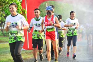 BIB: 1144, 292247
                            <button type="button" onclick="openModal(3760065)" class="btn btn-primary btn-sm float-right btn-popup" data-toggle="modal" data-target=".modal-high-quality">
                        <i class="fas fa-shopping-cart"></i> Add to Cart
                    </button>
                                            <button type="button" onclick="isThisMe(3760065, true)" class="btn btn-success btn-sm float-right btn-popup btn-isme hidden" data-toggle="tooltip" data-placement="bottom" title="นี่คือรูปของคุณใช่ไหม คลิกที่นี่เพื่อเอาเข้าอัลบั้ม">
                        <i class="fas fa-plus"></i> Add to album
                    </button>
                    <button type="button" onclick="isThisMe(3760065, false)" class="btn btn-warning btn-sm float-right btn-popup btn-isnotme hidden">
                        <i class="fas fa-ban"></i> Remove from album
                    </button>