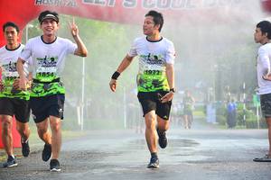 BIB: 1972, 1854
                            <button type="button" onclick="openModal(3727636)" class="btn btn-primary btn-sm float-right btn-popup" data-toggle="modal" data-target=".modal-high-quality">
                        <i class="fas fa-shopping-cart"></i> Add to Cart
                    </button>
                                            <button type="button" onclick="isThisMe(3727636, true)" class="btn btn-success btn-sm float-right btn-popup btn-isme hidden" data-toggle="tooltip" data-placement="bottom" title="นี่คือรูปของคุณใช่ไหม คลิกที่นี่เพื่อเอาเข้าอัลบั้ม">
                        <i class="fas fa-plus"></i> Add to album
                    </button>
                    <button type="button" onclick="isThisMe(3727636, false)" class="btn btn-warning btn-sm float-right btn-popup btn-isnotme hidden">
                        <i class="fas fa-ban"></i> Remove from album
                    </button>