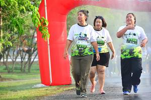 BIB: 
                            <button type="button" onclick="openModal(3771950)" class="btn btn-primary btn-sm float-right btn-popup" data-toggle="modal" data-target=".modal-high-quality">
                        <i class="fas fa-shopping-cart"></i> Add to Cart
                    </button>
                                            <button type="button" onclick="isThisMe(3771950, true)" class="btn btn-success btn-sm float-right btn-popup btn-isme hidden" data-toggle="tooltip" data-placement="bottom" title="นี่คือรูปของคุณใช่ไหม คลิกที่นี่เพื่อเอาเข้าอัลบั้ม">
                        <i class="fas fa-plus"></i> Add to album
                    </button>
                    <button type="button" onclick="isThisMe(3771950, false)" class="btn btn-warning btn-sm float-right btn-popup btn-isnotme hidden">
                        <i class="fas fa-ban"></i> Remove from album
                    </button>